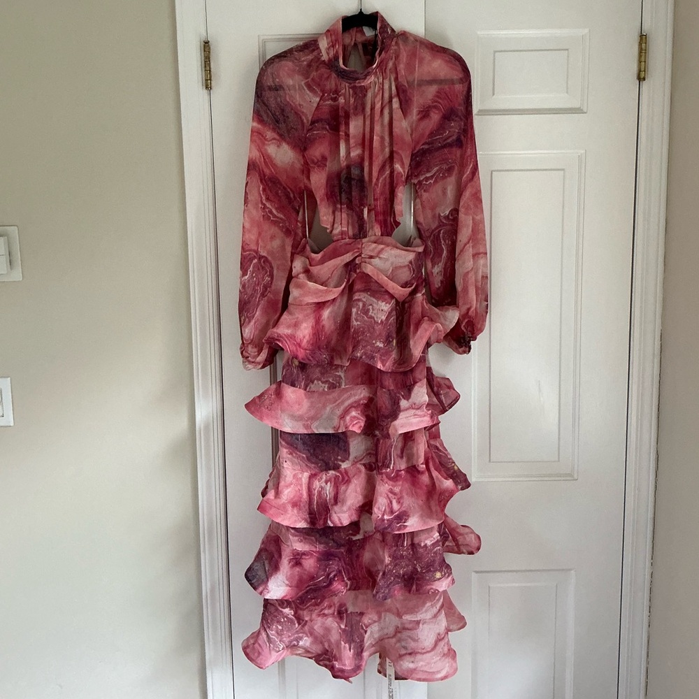 NWT ELLIATT Long Sleeve Midi Dress